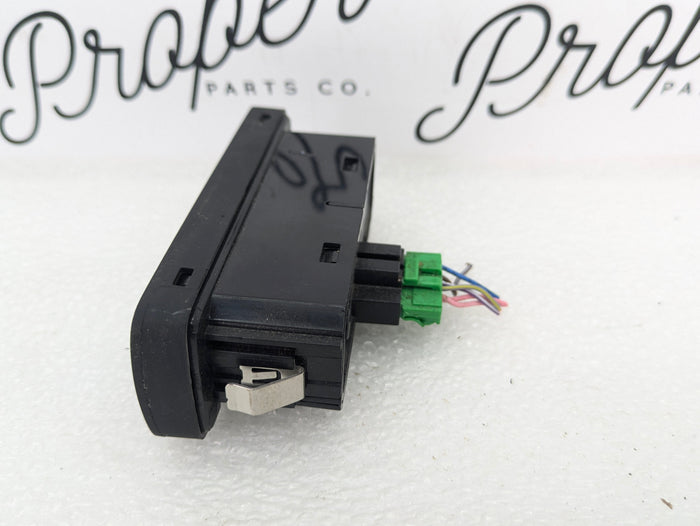 2021 Volvo V60 T6 R-Design Dimmer Switch & Hatch Button 31443873