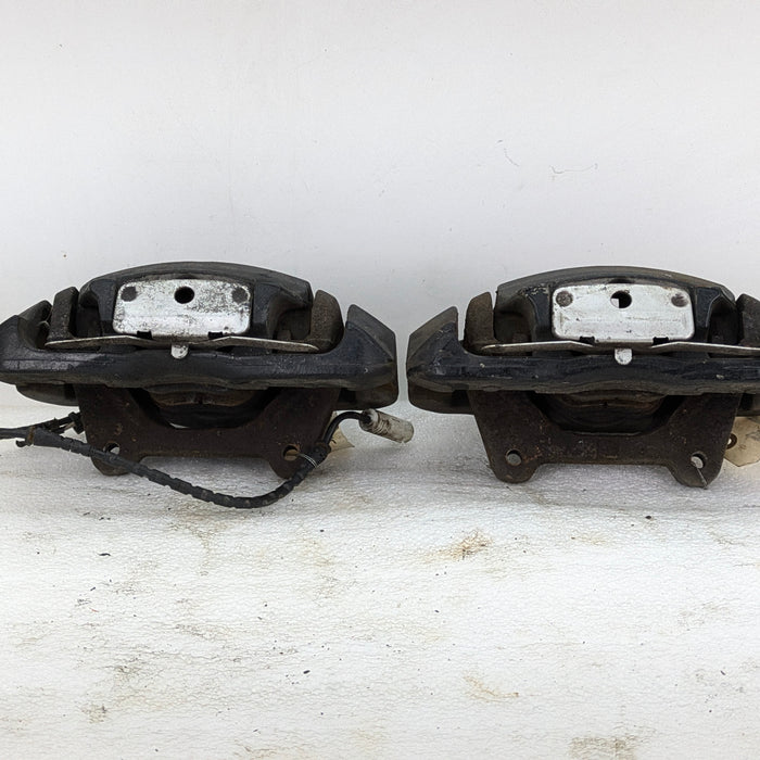 BMW E91 E90 E92 E93 335i/335xi Front Brake Calipers 34116773201/34116773202