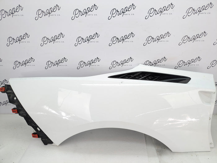 Chevrolet C7 Corvette Stingray Coupe Right/Passenger Side Rear Quarter Panel Fender (G8G/U9567) 84054834 *DAMAGED*