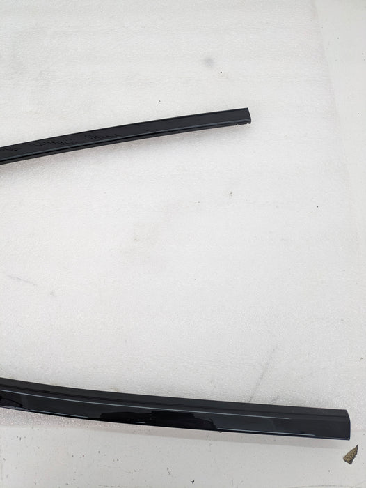 BMW G22 G82 430ix M440ix M4 Right/Passenger Side Shadowline Window Trim 51337482754/51337482756