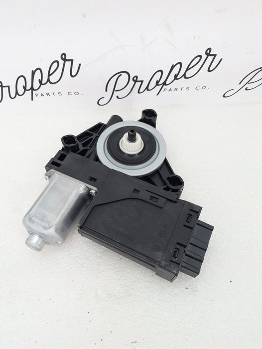 2021 Volvo V60 T6 R-Design Right/Passenger Side Rear Door Window Motor/Door Lock Switch Module 32283267