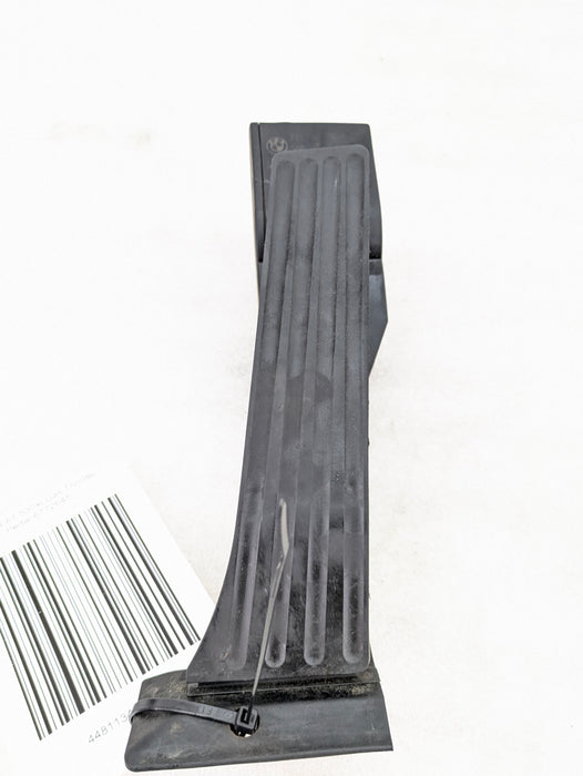 BMW E60 E61 E90 E91 E92 530xi 525xi Automatic Gas Throttle Pedal 6772645
