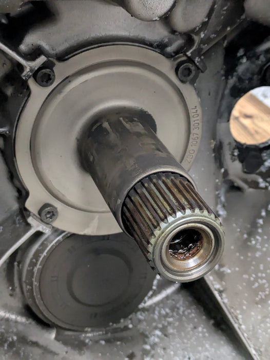BMW E82 E88 E90 E92 135I 335i N54 RWD ZF 6 Speed Manual Transmission GS6-53BZ 23007581860 *DAMAGED*