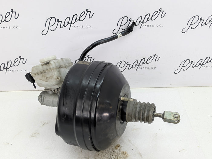 BMW F36 435xi Brake Booster & Master Cylinder Assembly 6872135
