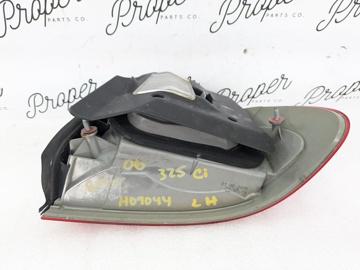 BMW E46 M3 330ci 325ci LCI Convertible Left Clear LED Outside Turn Signal Tail Light 6937453