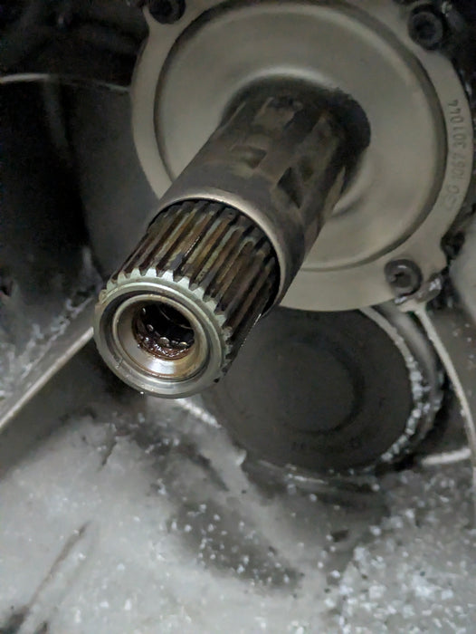 BMW E82 E88 E90 E92 135I 335i N54 RWD ZF 6 Speed Manual Transmission GS6-53BZ 23007581860 *DAMAGED*
