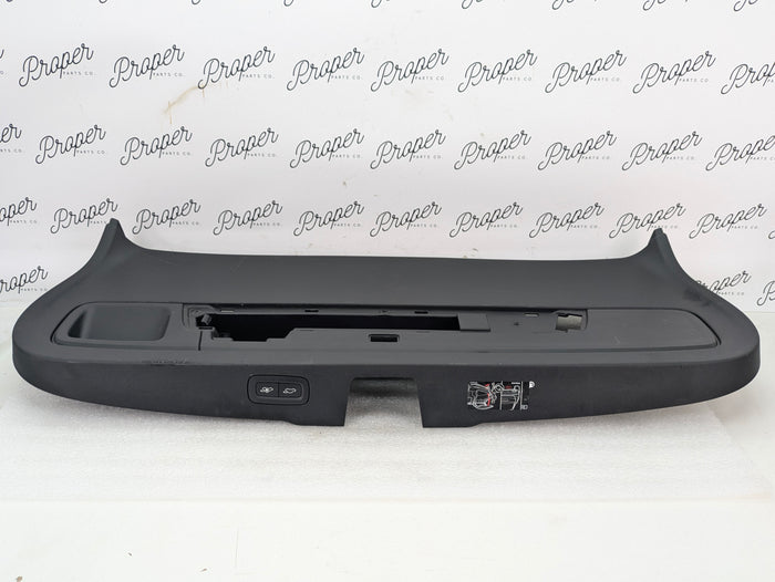 2021 Volvo V60 T6 R-Design Hatch Tailgate Liftgate Trim Cover 31462593