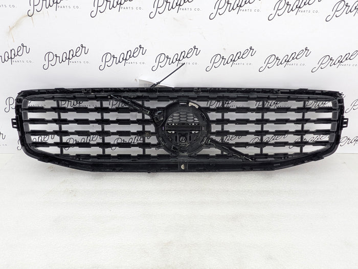 2021 Volvo V60 T6 R-Design Front Bumper Black Upper Grille 32132220