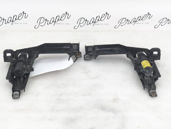 E46 M3 330ci 328ci 325ci 323ci 320i Headlight Bracket & Washer Sprayers Set Left Right 1301073017/1301073018