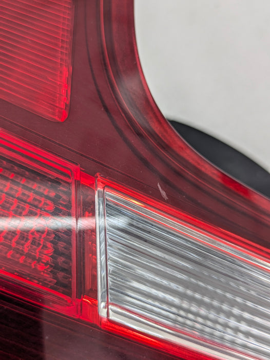 BMW F22 F23 228xi M240xi M235xi 230xi F87 M2 Pre-LCI Left/Driver Side Tail Light Assembly 7295427