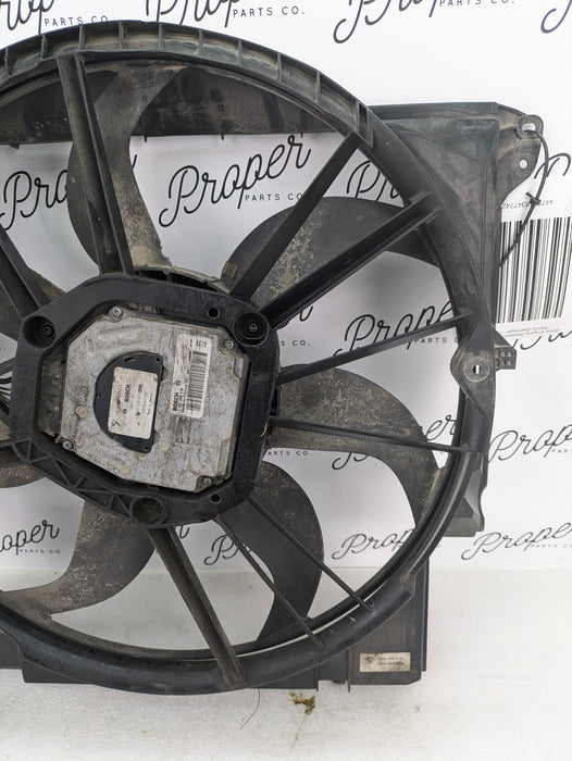 BMW E90 E92 E93 335i 335xi N54 Engine Radiator Fan & Motor 7561712 *DAMAGED*