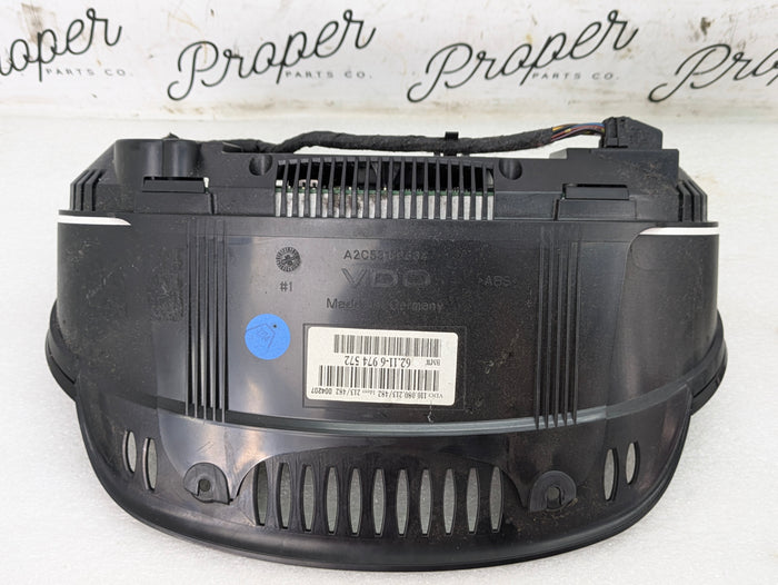 BMW E61 530xi Instrument Gauge Cluster Speedometer Tachometer Km/h Petrol 6974572 *Damaged*