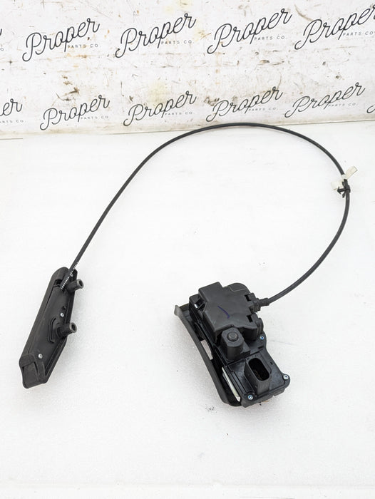 Chevrolet C7 Corvette Stingray Z51 Right/Passenger Side Door Electronic & Manual Release Latch 23190351