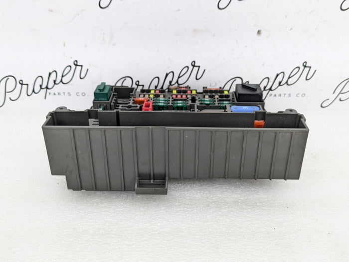 BMW E9X 3 Series Front Power Distribution Fuse Box 9119447
