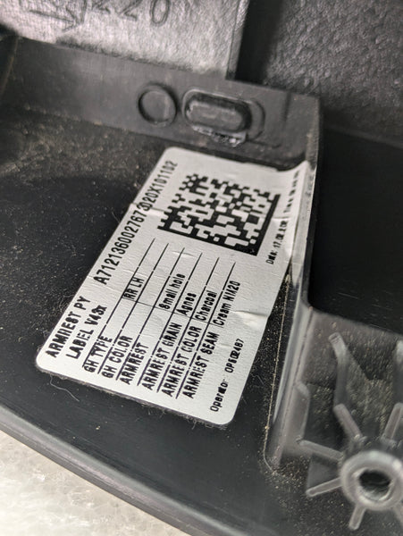 2021 Volvo V60 T6 R-Design Left/Driver Side Rear Door Arm Rest Handle