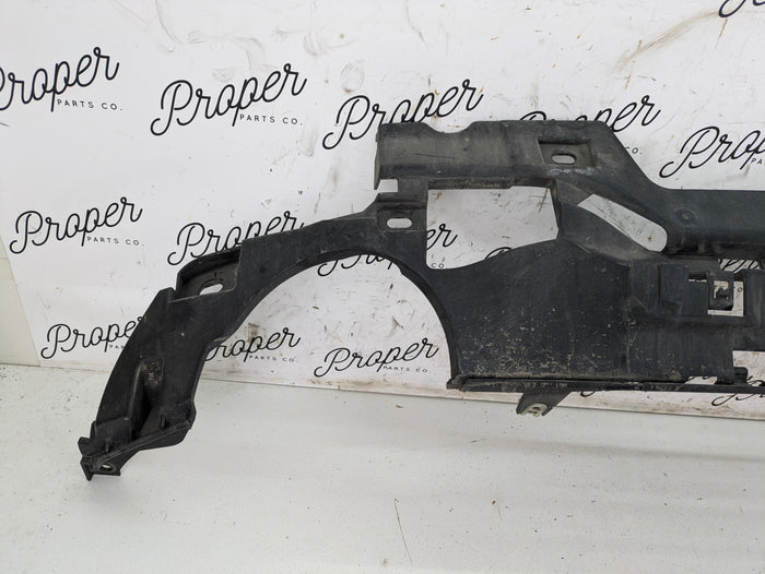 BMW G20 330ix 330ex M Sport Rear Bumper Lower Center Bumper Support Bracket Mount 8069392