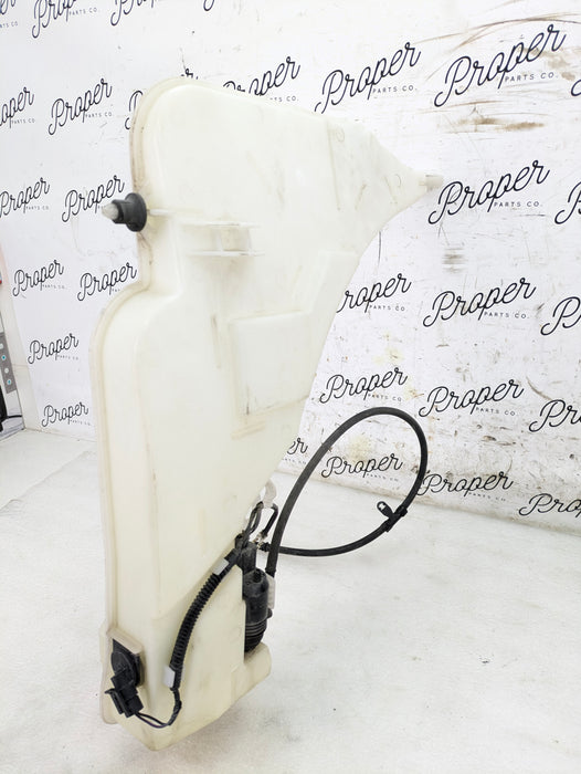 2018 Chevrolet 6th Gen Camaro 2SS Windshield Washer Fluid Reservoir Tank W/Level Sensor 84030301/23133253