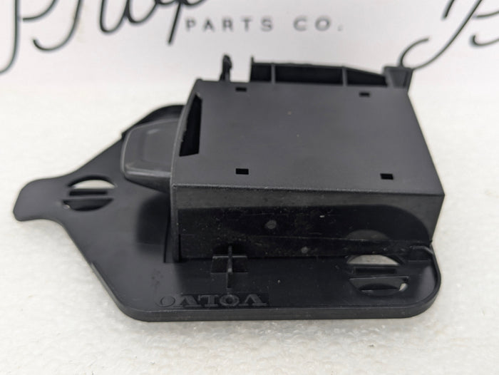 2021 Volvo V60 T6 R-Design SIM Card Carrier Reader Control Module 32279274