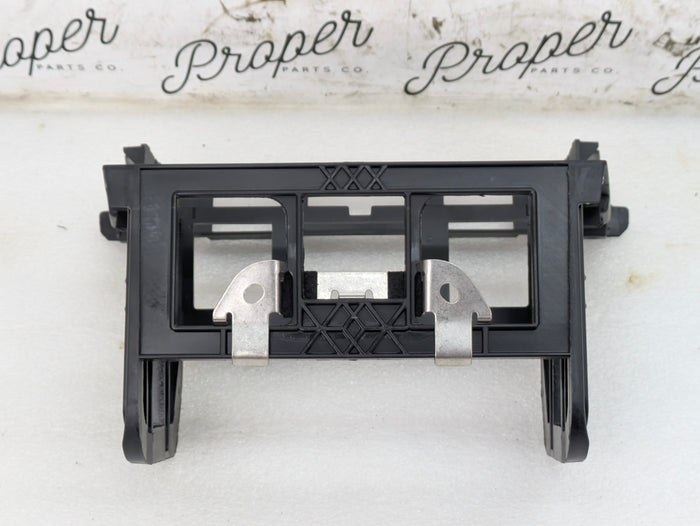 BMW E92 E93 E90 E91 3 Series Radio/iDrive Navigation Headunit Carrier Bracket Mount 9120317