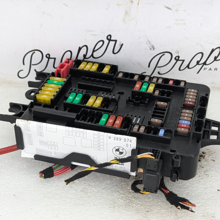 BMW F22 228xi M240xi M235xi 230xi Rear Power Distribution Module/Fuse Box 9389070