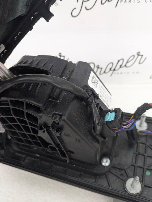 2016-2018 Audi 8U Q3 Automatic Transmission Gear Selector Shifter With Knob & Boot 5N1713025K/8U1713139