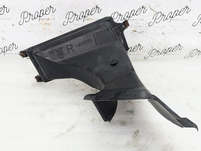 BMW E90 335xi 335i LCI M Sport Right/Passenger Side Front Brake Air Duct 7891384