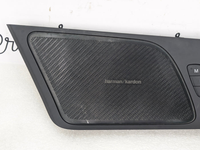 2021 Volvo V60 T6 R-Design Front Right Door Handle Trim & Seat Memory Switch 31490203/31489631