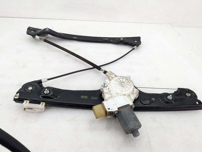 BMW E90 E91 M3 335xi 328xi Sedan Wagon Front Left Driver Window Motor Regulator 51337140587