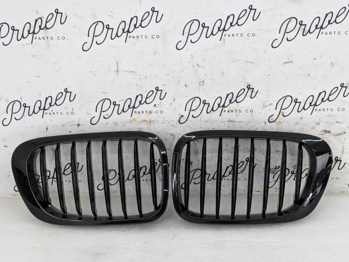 BMW E46 M3 330Ci 328Ci 325Ci 323Ci Pre-LCI Coupe Convertible Kidney Grille Gloss Black