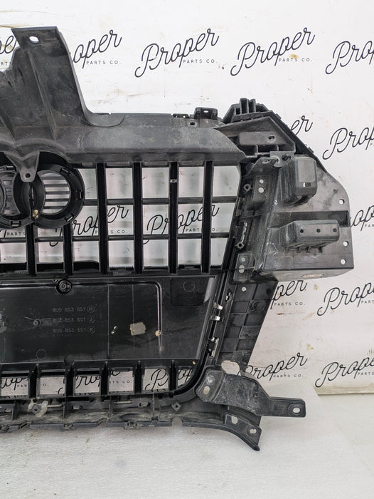 2015 Audi 8U Q3 Front Center Bumper Grille 8U0853653 *DAMAGED*