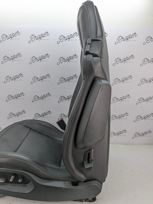 Chevrolet C7 Corvette Stingray Z51 2LT Left/Driver Side GT Milano Leather Heated & Vented Seat Jet Black (195) *DAMAGED*