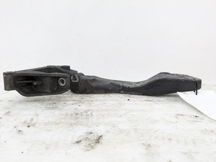 BMW E90 E91 E92 335xi 328xi AWD Transmission Gearbox Cross Member Support Bracket 6769281