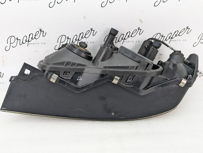 BMW Z3 M Roadster Coupe Front Right Headlight White Indicator 8386048 *Damaged*