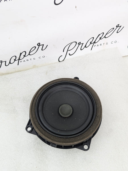BMW F22 F23 228xi M235xi 230xi M240xi Right/Left Front Door Audio Speaker 9288769