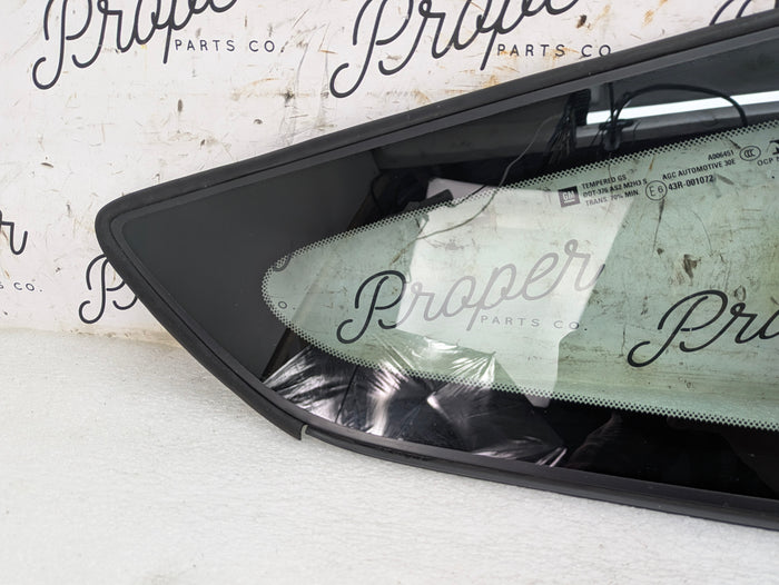 Chevrolet C7 Corvette Stingray Z51 Rear Right/Passenger Side Quarter Window Glass 84250099