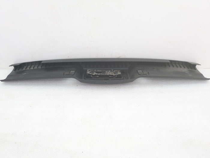 BMW E85 Z4 Roadster Upper Interior Windshield Trim & Dome Light 7016664