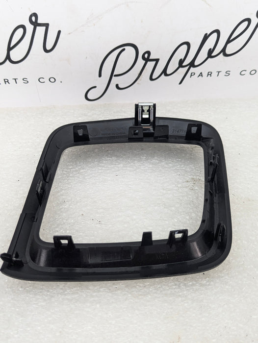 2021 Volvo V60 T6 R-Design Right/Passenger Side Dashboard Vent Trim Cover Black 31477880