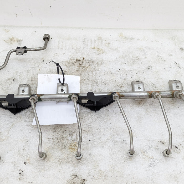 BMW E92 E90 E93 335i 335xi N54 Fuel Rail & Injector Lines 7575480/7536566