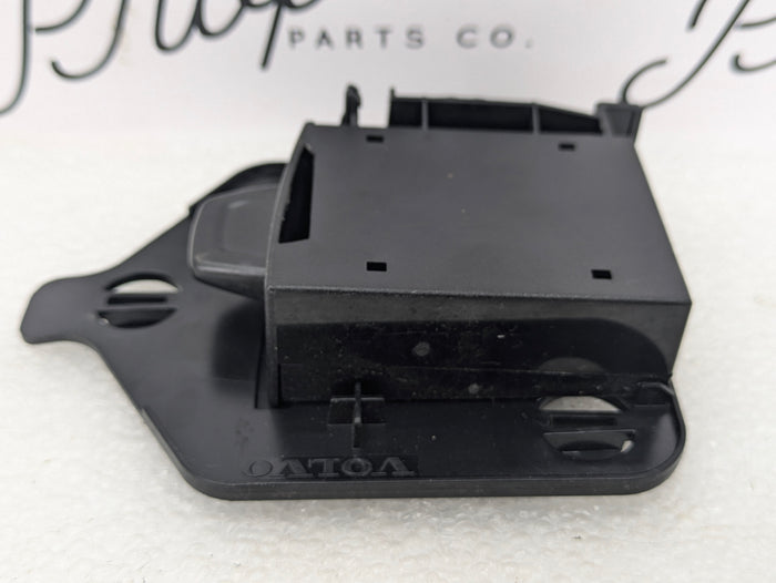2021 Volvo V60 T6 R-Design SIM Card Carrier Reader Control Module 32279274