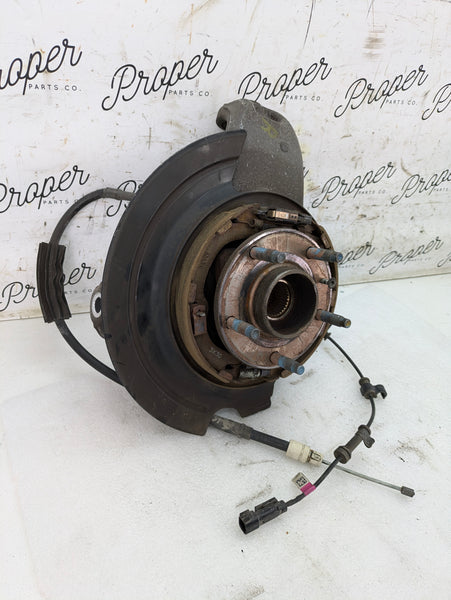 Chevrolet C7 Corvette Stingray Z51 Rear Right/Passenger Side Spindle/Knuckle/Hub W/Parking Brake Line