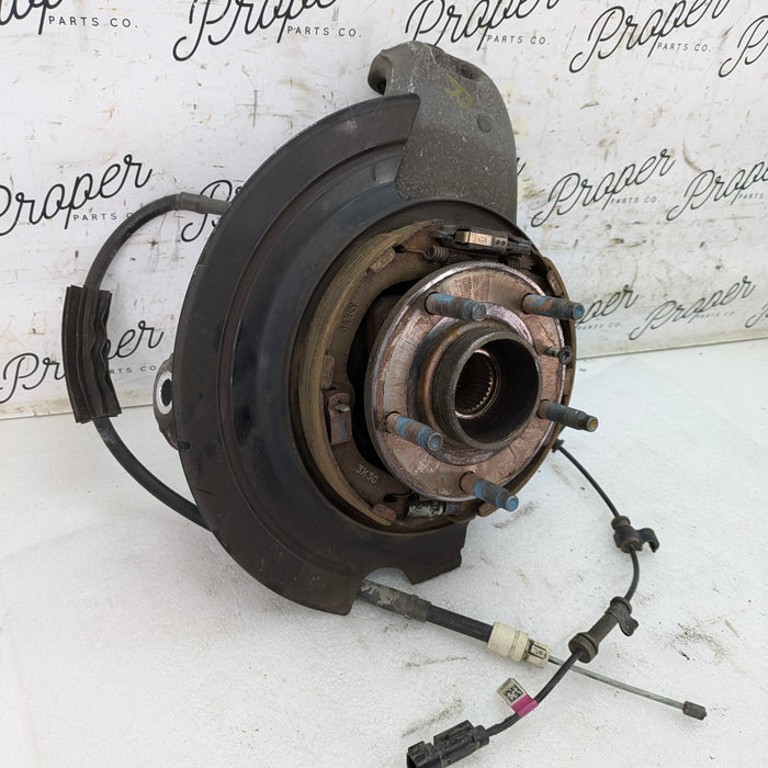 Chevrolet C7 Corvette Stingray Z51 Rear Right/Passenger Side Spindle/Knuckle/Hub W/Parking Brake Line