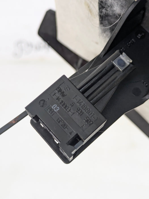 BMW E92 E90 E91 E93 335xi 335i Lower Footwell Dash Trim 7149812/6938657/6931507