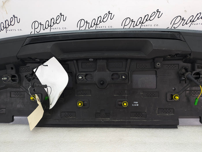 2021 Volvo V60 T6 R-Design Upper Hatch Spoiler Osmium Gray Metallic (714) 31455434/31455437