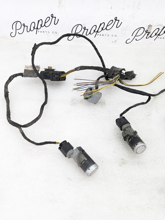 BMW E60 E61 M5 550i 545i 530xi Front Bumper PDC Parking Aid Sensor & Harness 6928361
