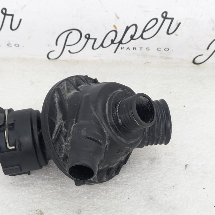 BMW F32 F33 F30 F34 F36 435xi 335xi N55 Engine Coolant Thermostat 7598865