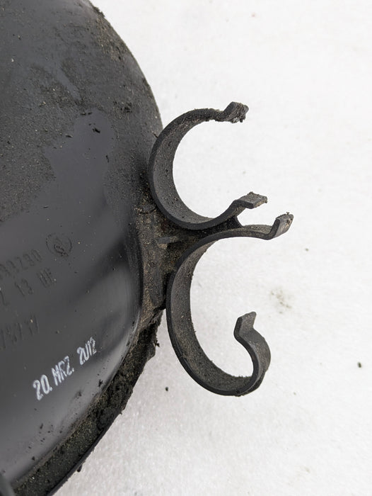 BMW E92 E93 E90 335i/E82 E88 135i N55 Turbocharger Inlet Air Duct 7599290