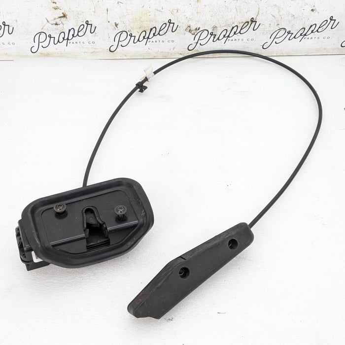 Chevrolet C7 Corvette Stingray Z51 Right/Passenger Side Door Electronic & Manual Release Latch 23190351