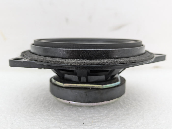 BMW E90 E91 E92 E93 335xi 328xi Door Mid Range Hi Fi Loud Speaker 9143147