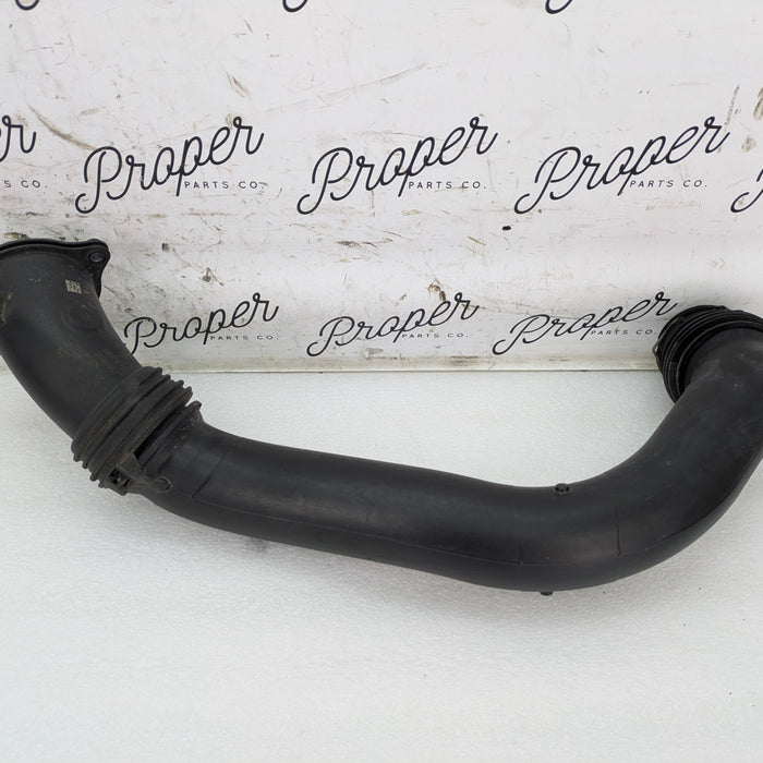 BMW G20 G22 G23 G26 330ix 330ex B46 Intercooler Charge Pipe Air Duct Hose 8601683