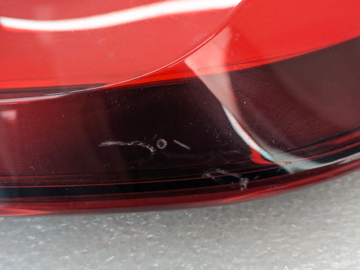 BMW G22 G26 430ix M440ix G82 M4 Pre-LCI Rear Right/Passenger Side Outer LED Tail Light Assembly 63217477606